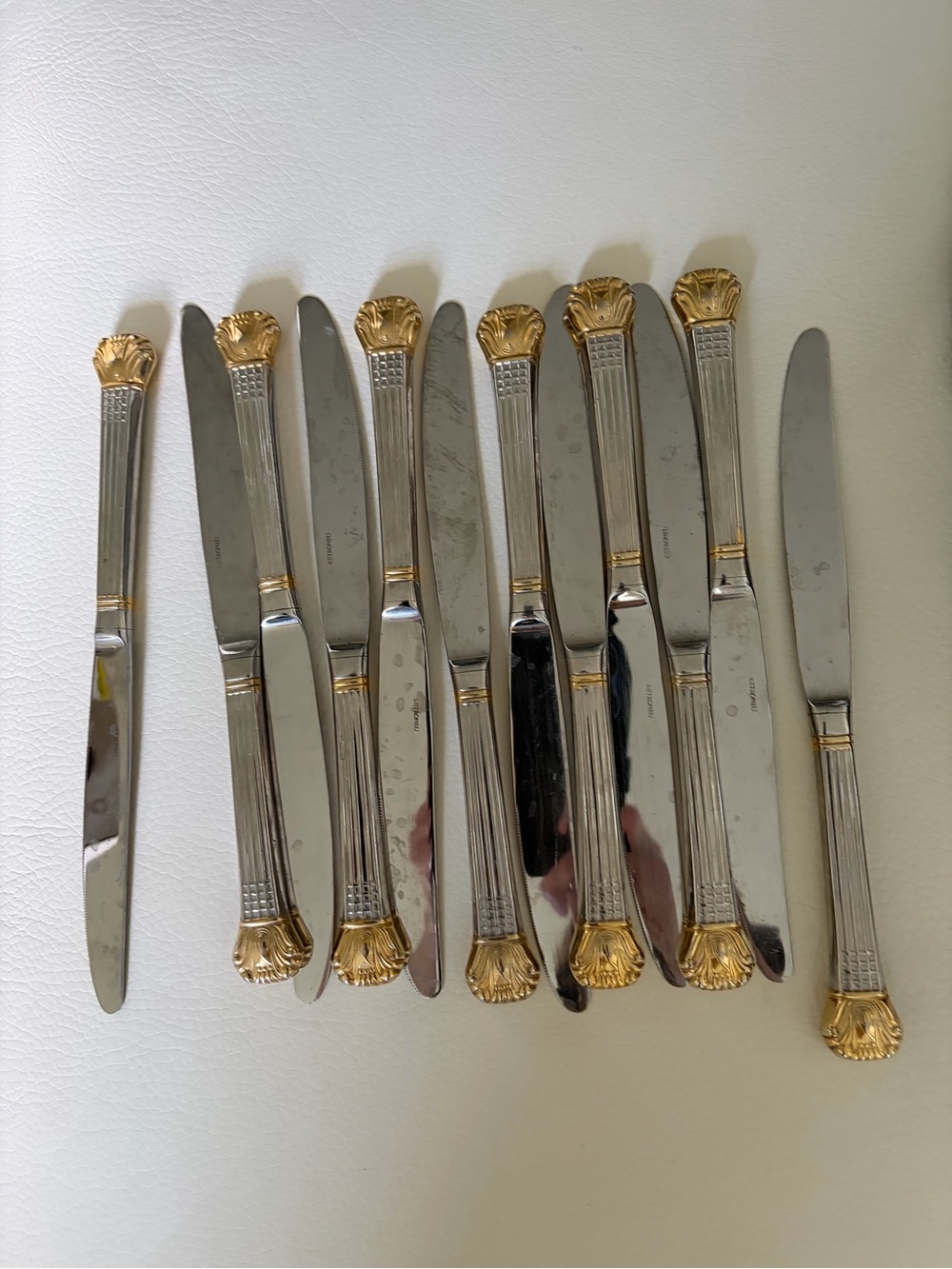 Gold-Accent Silver-toned Retroneu Knife Set